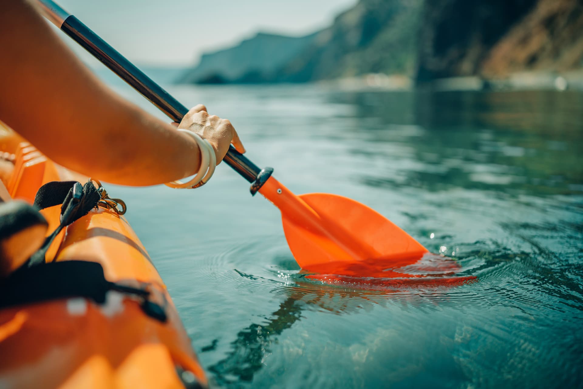 Vive nuevas aventuras con el alquiler de un kayak en Ponteceso