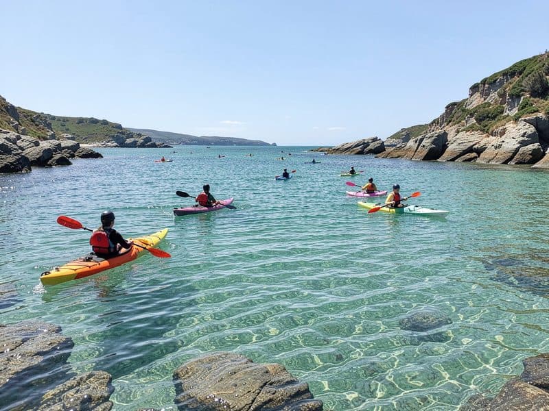 Alquiler de kayak de medio día para descubrir las rutas de Ponteceso